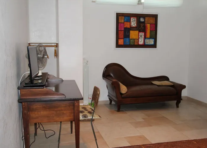 Oda ve Kahvaltı Valentino Bari