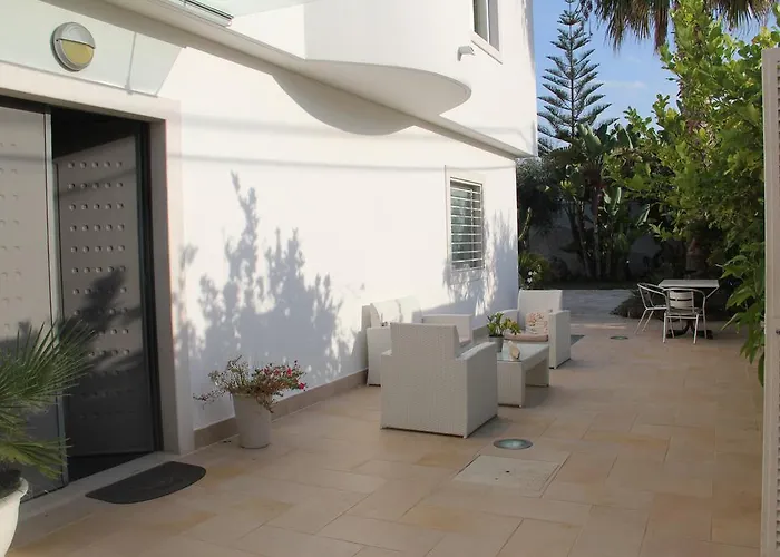 Valentino Couette-café